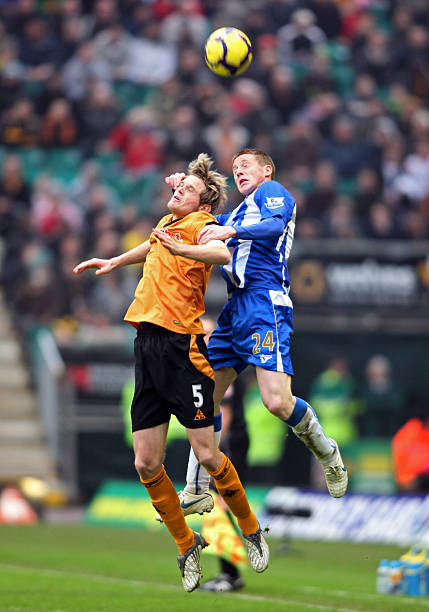 而伊朗坚持 而伊朗坚持